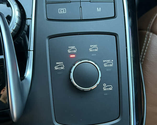 Красный Мерседес ГЛЕ-Класс, объемом двигателя 3 л и пробегом 39 тыс. км за 49000 $, фото 31 на Automoto.ua