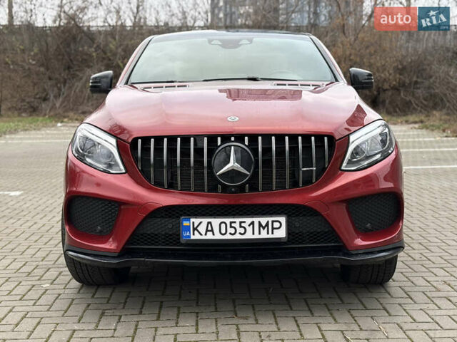 Красный Мерседес ГЛЕ-Класс, объемом двигателя 3 л и пробегом 96 тыс. км за 43500 $, фото 1 на Automoto.ua