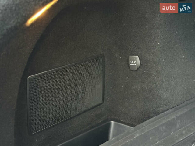 Красный Мерседес ГЛЕ-Класс, объемом двигателя 3 л и пробегом 96 тыс. км за 43500 $, фото 53 на Automoto.ua