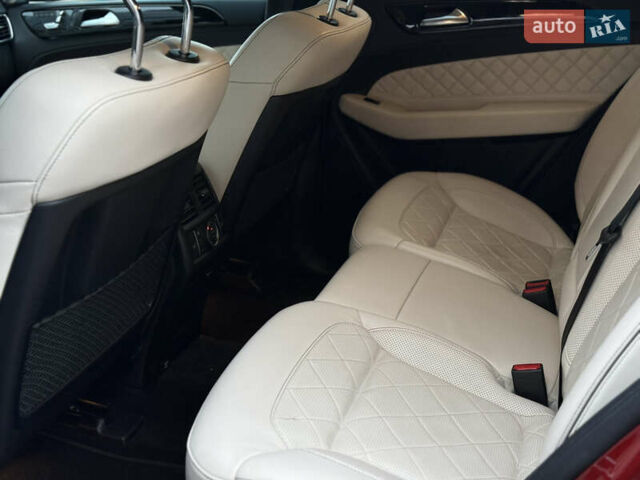 Красный Мерседес ГЛЕ-Класс, объемом двигателя 3 л и пробегом 96 тыс. км за 43500 $, фото 45 на Automoto.ua