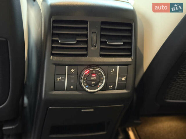 Красный Мерседес ГЛЕ-Класс, объемом двигателя 3 л и пробегом 96 тыс. км за 43500 $, фото 46 на Automoto.ua