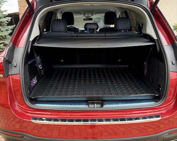 Мерседес ГЛЕ-Класс 2019 в Киеве на Automoto.ua Красный Мерседес ГЛЕ-Класс, объемом двигателя 2.93 л и пробегом 138 тыс. км за 58000 $, фото 10 на Automoto.ua