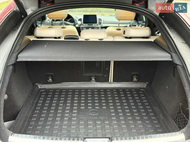 Красный Мерседес ГЛЕ-Класс, объемом двигателя 3 л и пробегом 96 тыс. км за 43500 $, фото 50 на Automoto.ua
