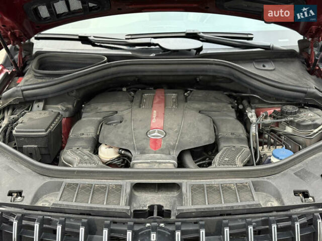 Красный Мерседес ГЛЕ-Класс, объемом двигателя 3 л и пробегом 96 тыс. км за 43500 $, фото 25 на Automoto.ua