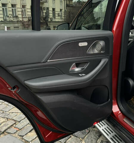 Червоний Мерседес ГЛЕ-Клас, об'ємом двигуна 2.93 л та пробігом 32 тис. км за 84000 $, фото 6 на Automoto.ua