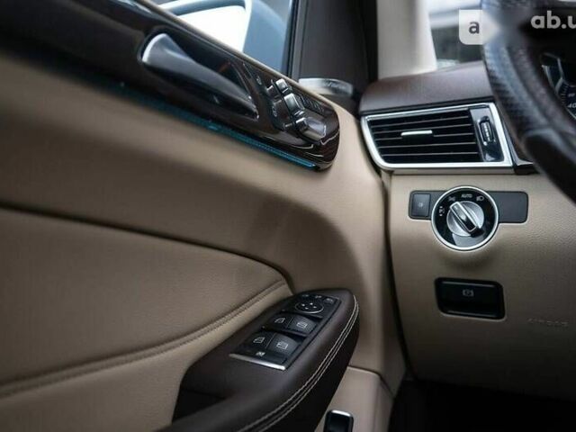 Мерседес ГЛЕ-Класс, объемом двигателя 3.5 л и пробегом 110 тыс. км за 36500 $, фото 17 на Automoto.ua