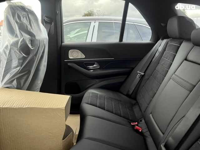 Мерседес ГЛЕ-Класс, объемом двигателя 2 л и пробегом 1 тыс. км за 96432 $, фото 21 на Automoto.ua