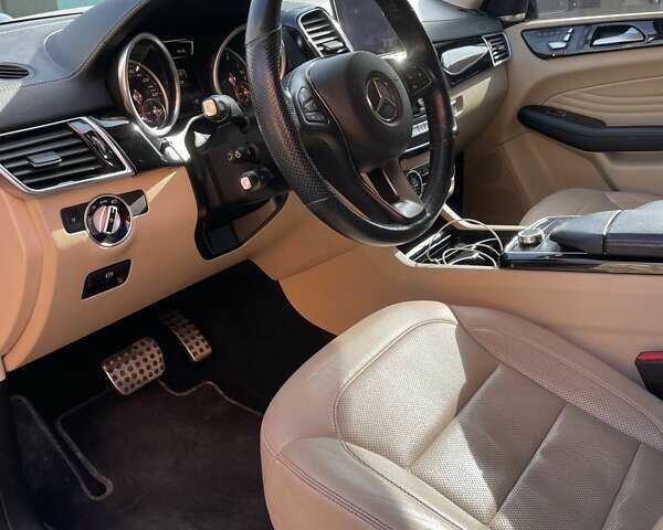 Мерседес ГЛЕ-Класс, объемом двигателя 3 л и пробегом 77 тыс. км за 50000 $, фото 3 на Automoto.ua