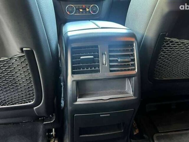 Мерседес ГЛЕ-Класс, объемом двигателя 3.5 л и пробегом 105 тыс. км за 31500 $, фото 28 на Automoto.ua