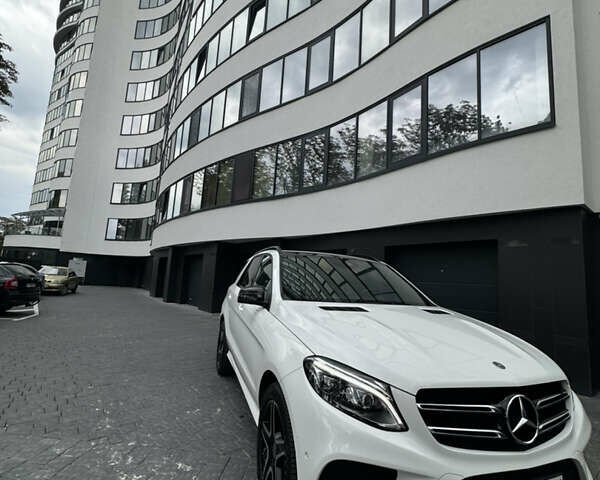 Мерседес ГЛЕ-Класс, объемом двигателя 2.14 л и пробегом 182 тыс. км за 40000 $, фото 10 на Automoto.ua