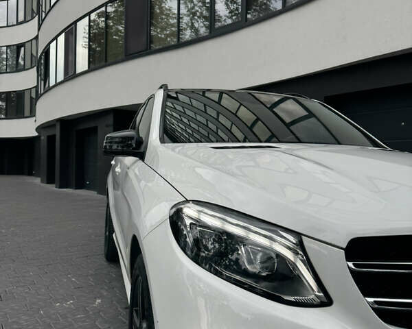 Мерседес ГЛЕ-Класс, объемом двигателя 2.14 л и пробегом 182 тыс. км за 40000 $, фото 31 на Automoto.ua