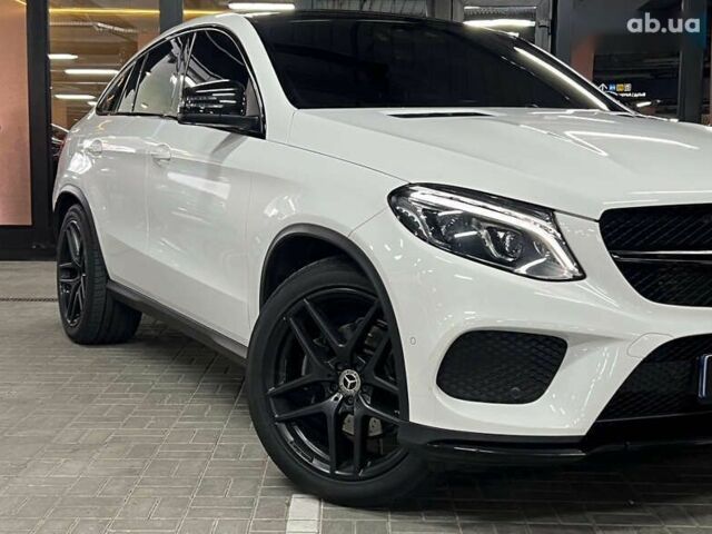 Мерседес ГЛЕ-Класс 2018 в Киеве на Automoto.ua Мерседес ГЛЕ-Класс, объемом двигателя 3 л и пробегом 115 тыс. км за 49900 $, фото 2 на Automoto.ua
