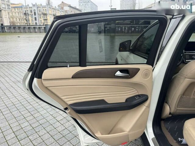 Мерседес ГЛЕ-Класс, объемом двигателя 3 л и пробегом 166 тыс. км за 41900 $, фото 24 на Automoto.ua