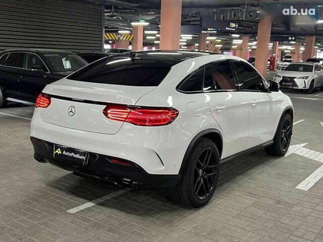 Мерседес ГЛЕ-Класс 2018 в Киеве на Automoto.ua Мерседес ГЛЕ-Класс, объемом двигателя 3 л и пробегом 115 тыс. км за 49900 $, фото 14 на Automoto.ua