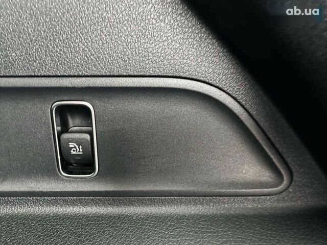 Мерседес ГЛЕ-Класс, объемом двигателя 0 л и пробегом 154 тыс. км за 68900 $, фото 25 на Automoto.ua