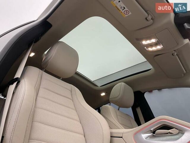 Мерседес ГЛЕ-Класс, объемом двигателя 2 л и пробегом 44 тыс. км за 80511 $, фото 25 на Automoto.ua