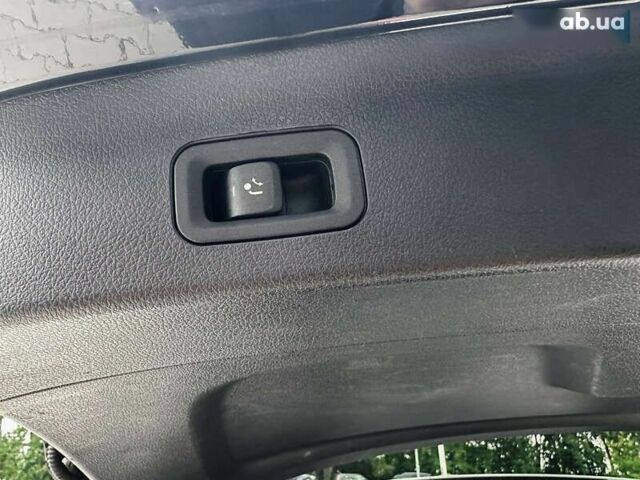 Мерседес ГЛЕ-Класс, объемом двигателя 0 л и пробегом 154 тыс. км за 68900 $, фото 24 на Automoto.ua