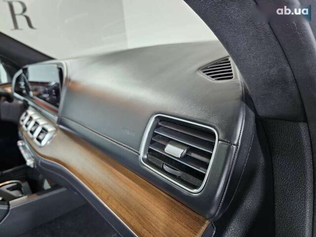 Мерседес ГЛЕ-Класс, объемом двигателя 0 л и пробегом 152 тыс. км за 87777 $, фото 22 на Automoto.ua