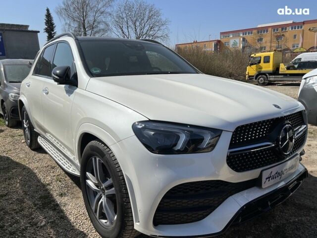 Мерседес ГЛЕ-Класс, объемом двигателя 2 л и пробегом 8 тыс. км за 83032 $, фото 15 на Automoto.ua