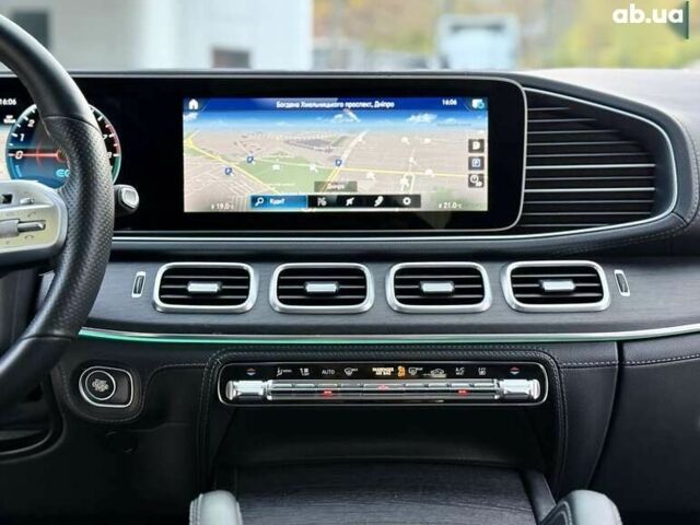 Мерседес ГЛЕ-Класс, объемом двигателя 0 л и пробегом 105 тыс. км за 65500 $, фото 28 на Automoto.ua