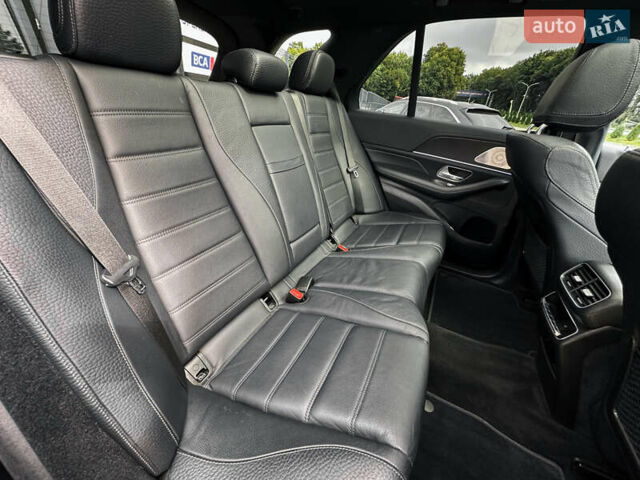 Мерседес ГЛЕ-Класс, объемом двигателя 0 л и пробегом 154 тыс. км за 68900 $, фото 31 на Automoto.ua