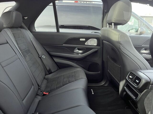 Мерседес ГЛЕ-Класс, объемом двигателя 2 л и пробегом 0 тыс. км за 97269 $, фото 33 на Automoto.ua