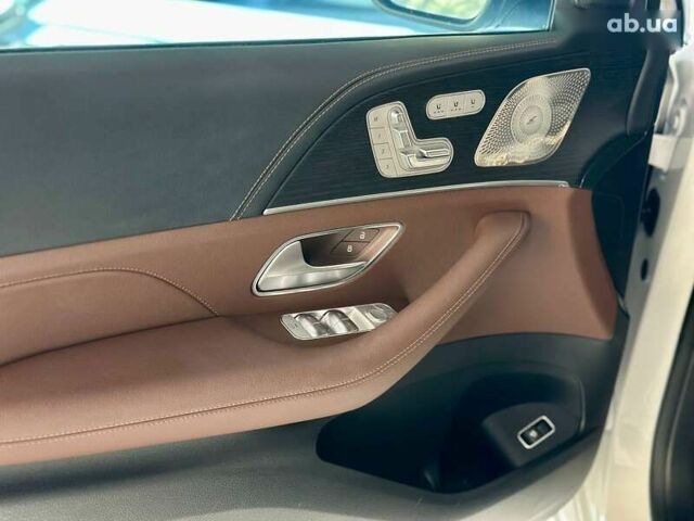 Мерседес ГЛЕ-Клас, об'ємом двигуна 2 л та пробігом 22 тис. км за 78900 $, фото 14 на Automoto.ua