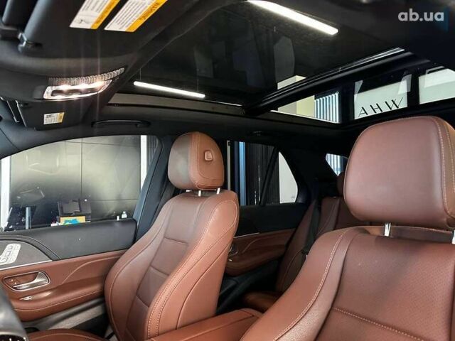 Мерседес ГЛЕ-Клас, об'ємом двигуна 2 л та пробігом 22 тис. км за 78900 $, фото 16 на Automoto.ua