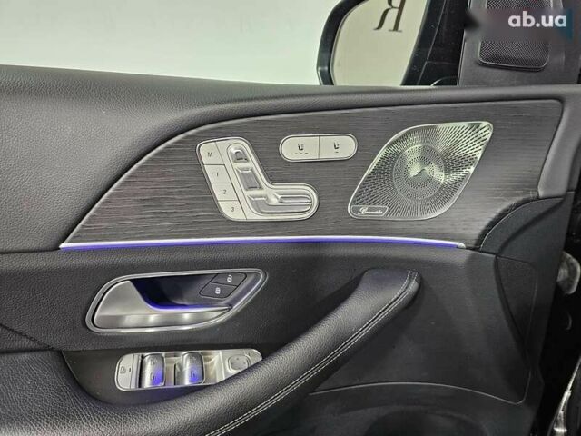 Мерседес ГЛЕ-Класс, объемом двигателя 2 л и пробегом 57 тыс. км за 93999 $, фото 21 на Automoto.ua