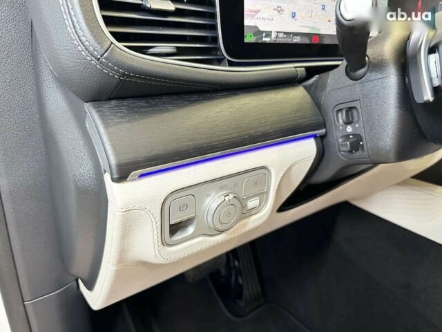 Мерседес ГЛЕ-Класс, объемом двигателя 0 л и пробегом 2 тыс. км за 125500 $, фото 28 на Automoto.ua