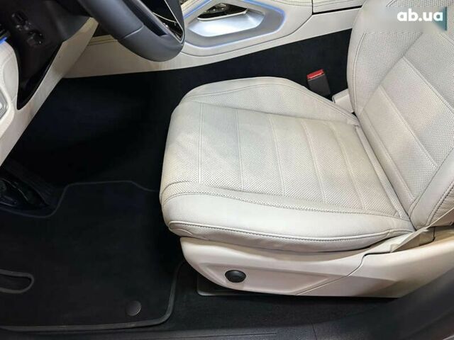 Мерседес ГЛЕ-Класс, объемом двигателя 3 л и пробегом 5 тыс. км за 127000 $, фото 25 на Automoto.ua