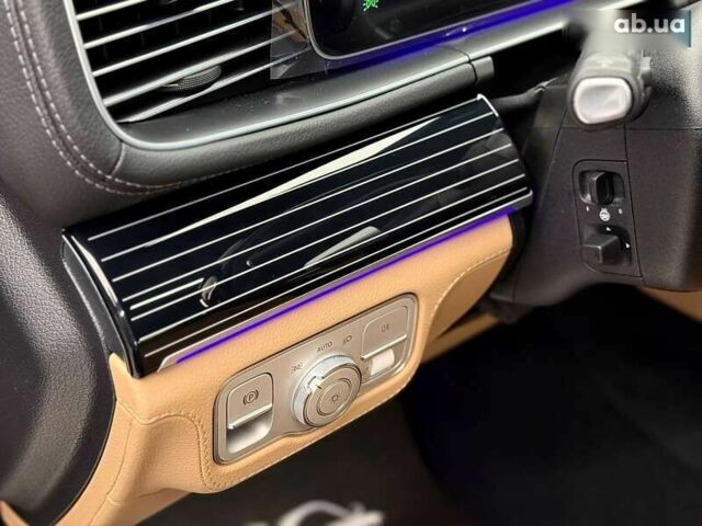 Мерседес ГЛЕ-Клас, об'ємом двигуна 3 л та пробігом 1 тис. км за 146900 $, фото 23 на Automoto.ua
