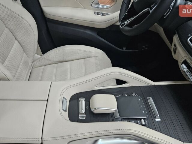 Мерседес ГЛЕ-Клас, об'ємом двигуна 1.99 л та пробігом 0 тис. км за 118700 $, фото 17 на Automoto.ua