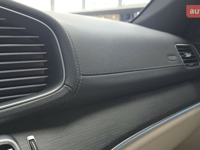 Мерседес ГЛЕ-Класс, объемом двигателя 1.99 л и пробегом 0 тыс. км за 119217 $, фото 27 на Automoto.ua