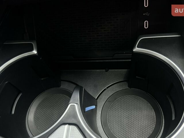 Мерседес ГЛЕ-Класс, объемом двигателя 1.99 л и пробегом 0 тыс. км за 118756 $, фото 15 на Automoto.ua