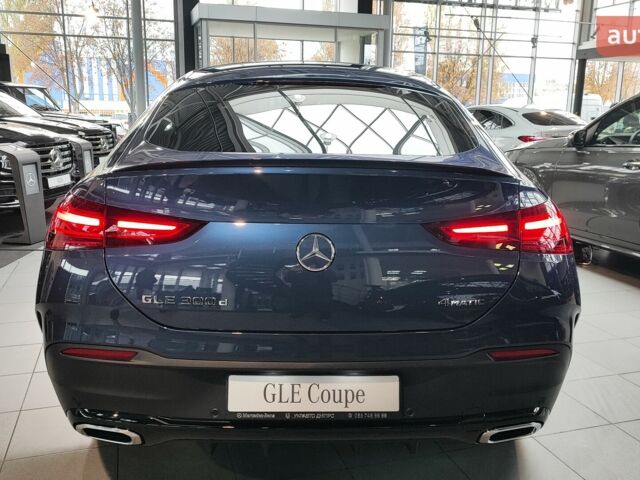 Мерседес ГЛЕ-Класс, объемом двигателя 1.99 л и пробегом 0 тыс. км за 119189 $, фото 5 на Automoto.ua