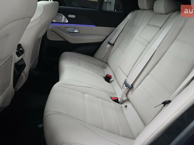 Мерседес ГЛЕ-Класс, объемом двигателя 1.99 л и пробегом 0 тыс. км за 119217 $, фото 24 на Automoto.ua