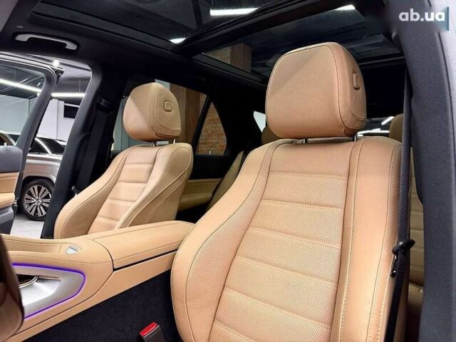 Мерседес ГЛЕ-Клас, об'ємом двигуна 3 л та пробігом 1 тис. км за 146900 $, фото 27 на Automoto.ua