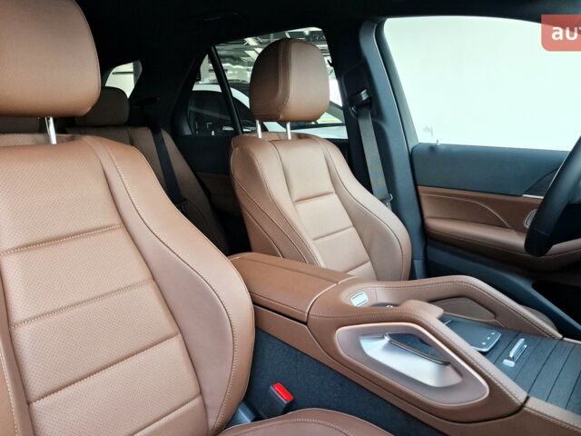 Мерседес ГЛЕ-Класс, объемом двигателя 1.99 л и пробегом 0 тыс. км за 118467 $, фото 9 на Automoto.ua