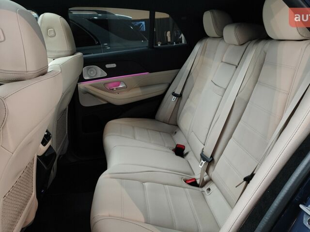 Мерседес ГЛЕ-Класс, объемом двигателя 1.99 л и пробегом 0 тыс. км за 119189 $, фото 25 на Automoto.ua