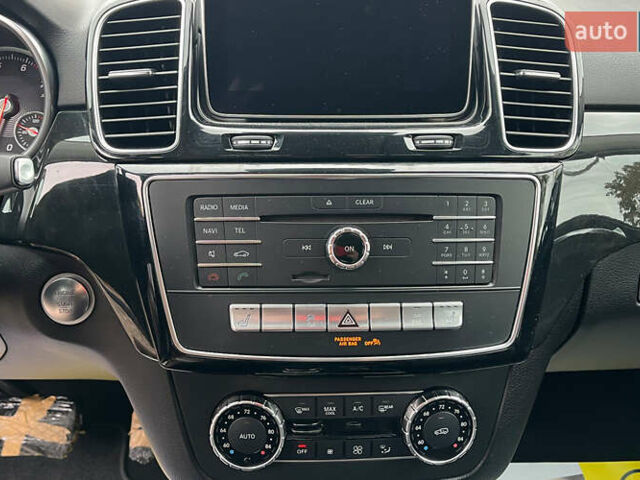 Серый Мерседес ГЛЕ-Класс, объемом двигателя 3.5 л и пробегом 96 тыс. км за 27900 $, фото 11 на Automoto.ua