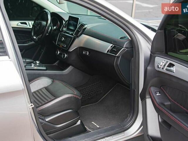 Мерседес ГЛЕ-Класс 2015 в Киеве на Automoto.ua Серый Мерседес ГЛЕ-Класс, объемом двигателя 2.99 л и пробегом 155 тыс. км за 43999 $, фото 29 на Automoto.ua