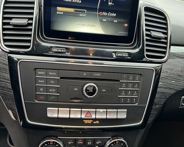 Серый Мерседес ГЛЕ-Класс, объемом двигателя 2.99 л и пробегом 181 тыс. км за 30500 $, фото 17 на Automoto.ua