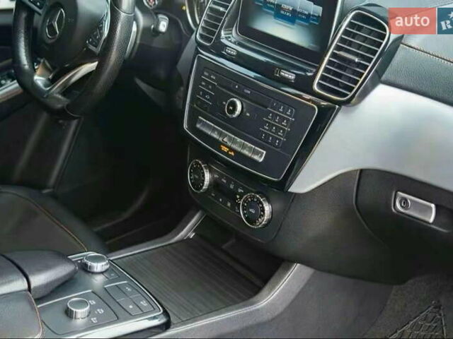 Сірий Мерседес ГЛЕ-Клас, об'ємом двигуна 3 л та пробігом 155 тис. км за 43700 $, фото 13 на Automoto.ua