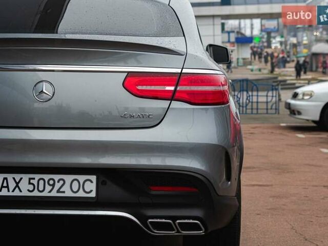 Мерседес ГЛЕ-Класс 2015 в Киеве на Automoto.ua Серый Мерседес ГЛЕ-Класс, объемом двигателя 2.99 л и пробегом 155 тыс. км за 43999 $, фото 3 на Automoto.ua