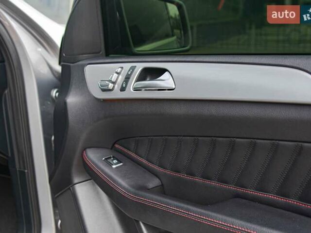 Мерседес ГЛЕ-Класс 2015 в Киеве на Automoto.ua Серый Мерседес ГЛЕ-Класс, объемом двигателя 2.99 л и пробегом 155 тыс. км за 43999 $, фото 28 на Automoto.ua