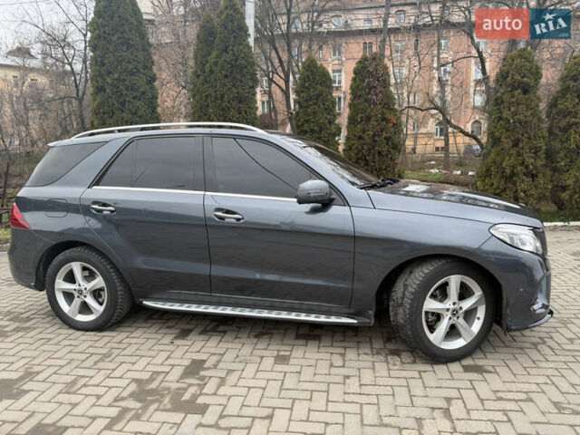 Серый Мерседес ГЛЕ-Класс, объемом двигателя 2.99 л и пробегом 90 тыс. км за 36000 $, фото 6 на Automoto.ua
