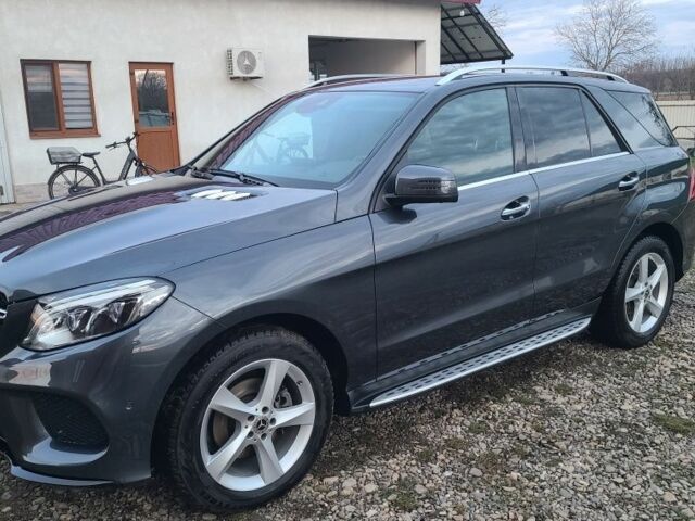 Серый Мерседес ГЛЕ-Класс, объемом двигателя 3 л и пробегом 90 тыс. км за 34000 $, фото 1 на Automoto.ua