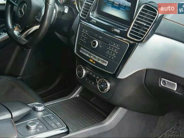 Сірий Мерседес ГЛЕ-Клас, об'ємом двигуна 3 л та пробігом 155 тис. км за 43800 $, фото 13 на Automoto.ua