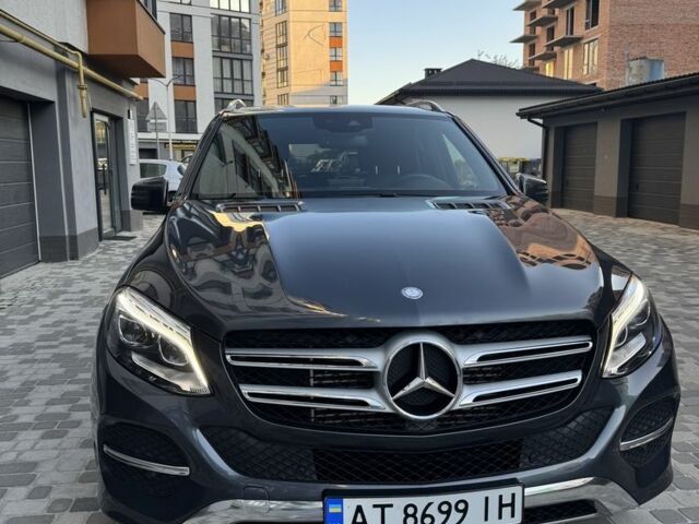 Серый Мерседес ГЛЕ-Класс, объемом двигателя 3 л и пробегом 310 тыс. км за 33000 $, фото 4 на Automoto.ua